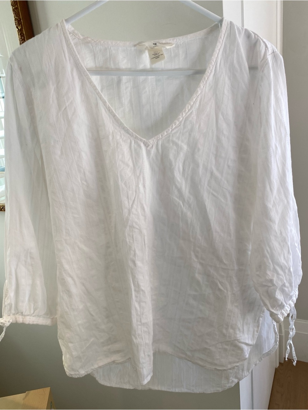 H&M White V-Neck Tunic Top
